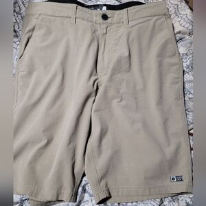 Men's Tan Shorts Salty Crew Size 32